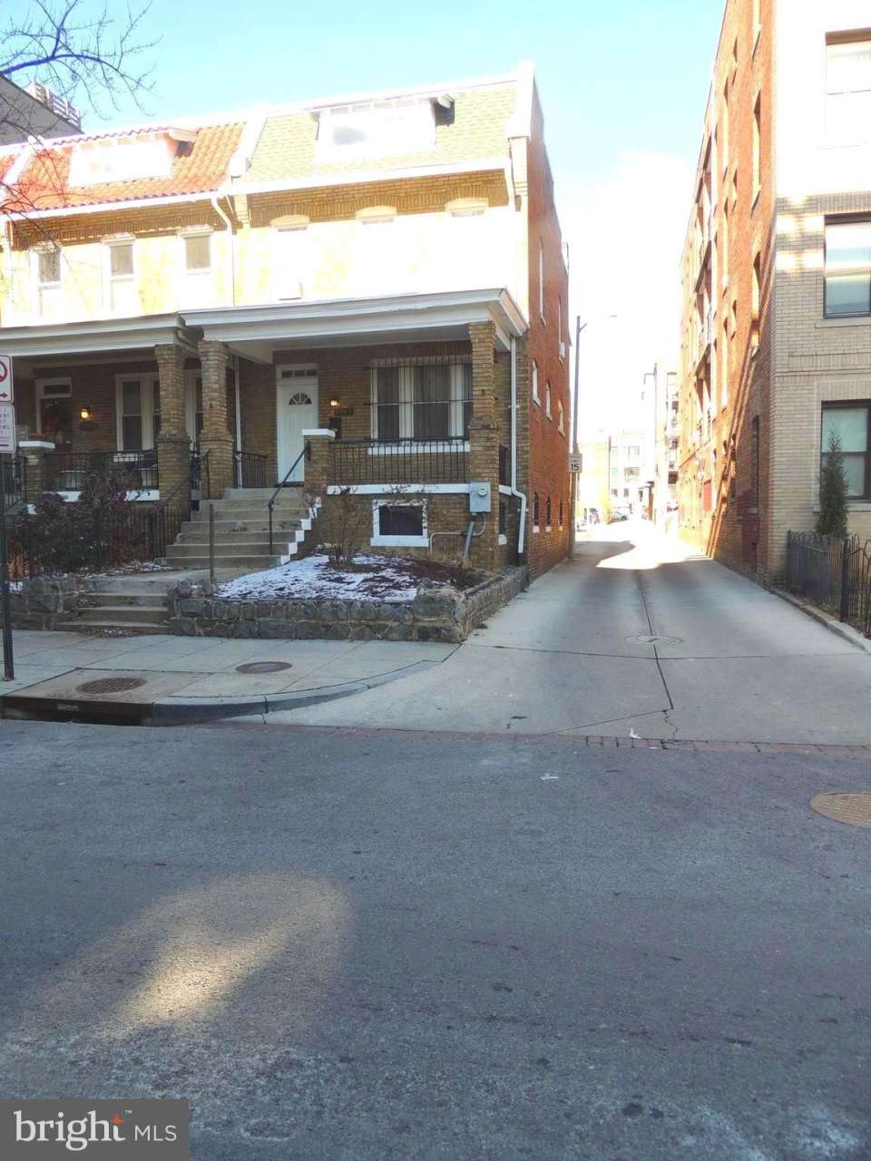 1465 GIRARD Street NW