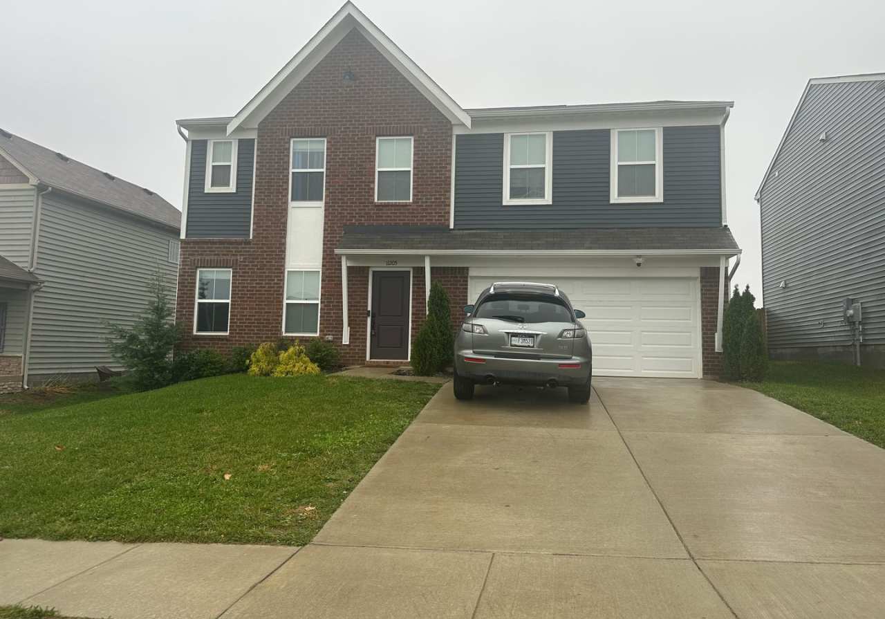 Available NOW - 5 bedroom, 3 full bathroom house - $3,300/month