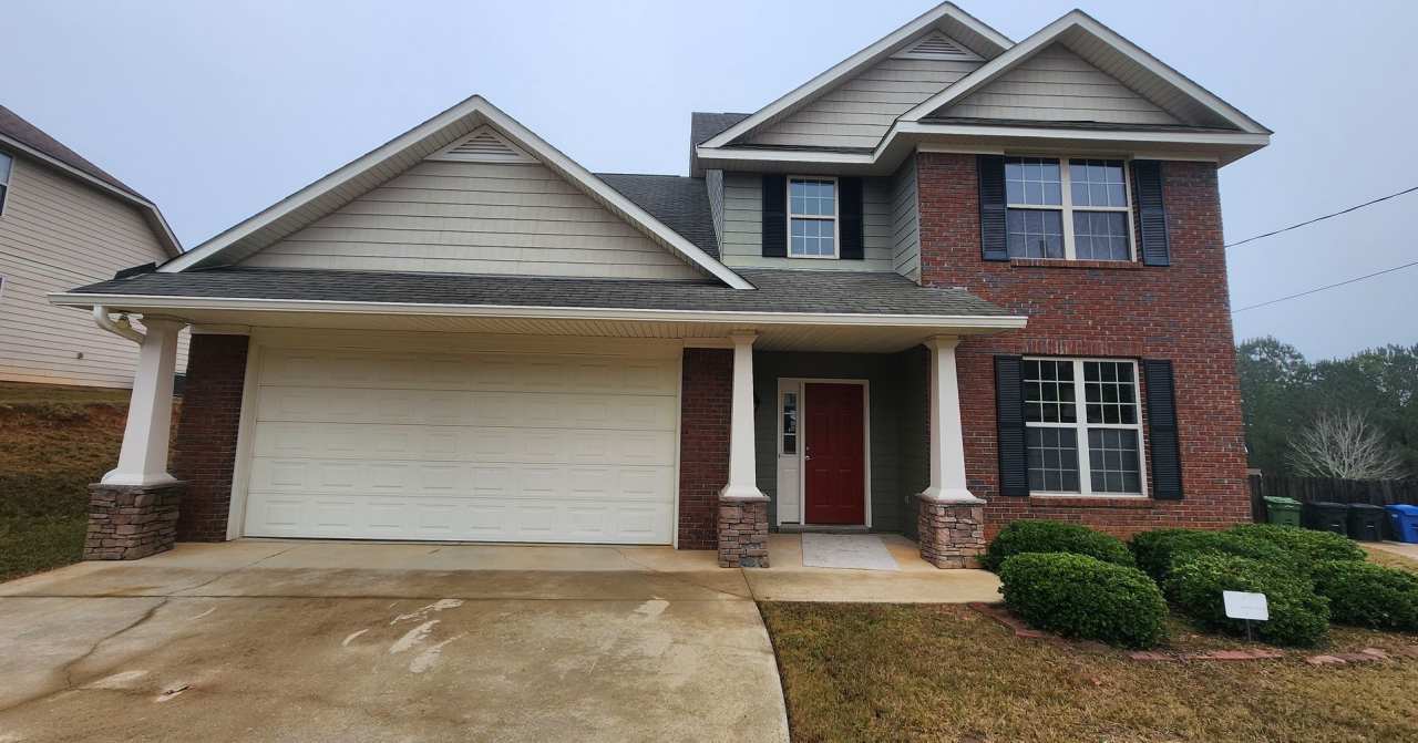 4 Bedroom - Near Ft Moore