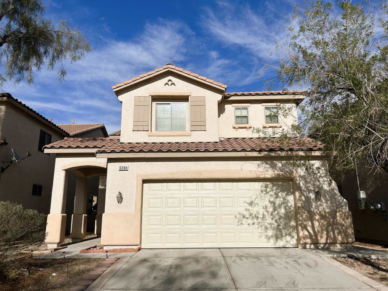 Villa Trieste Court--6084