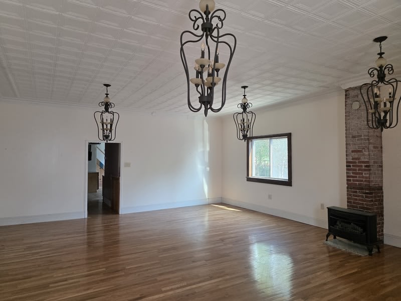 80 Gladstone Street - Apt 1