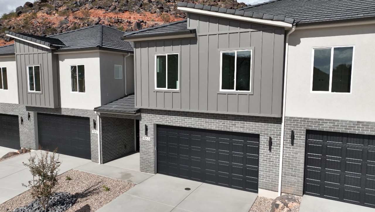 Bonus space- Loft! 3 Bed, 2.5 Bath, 2 Car Garage