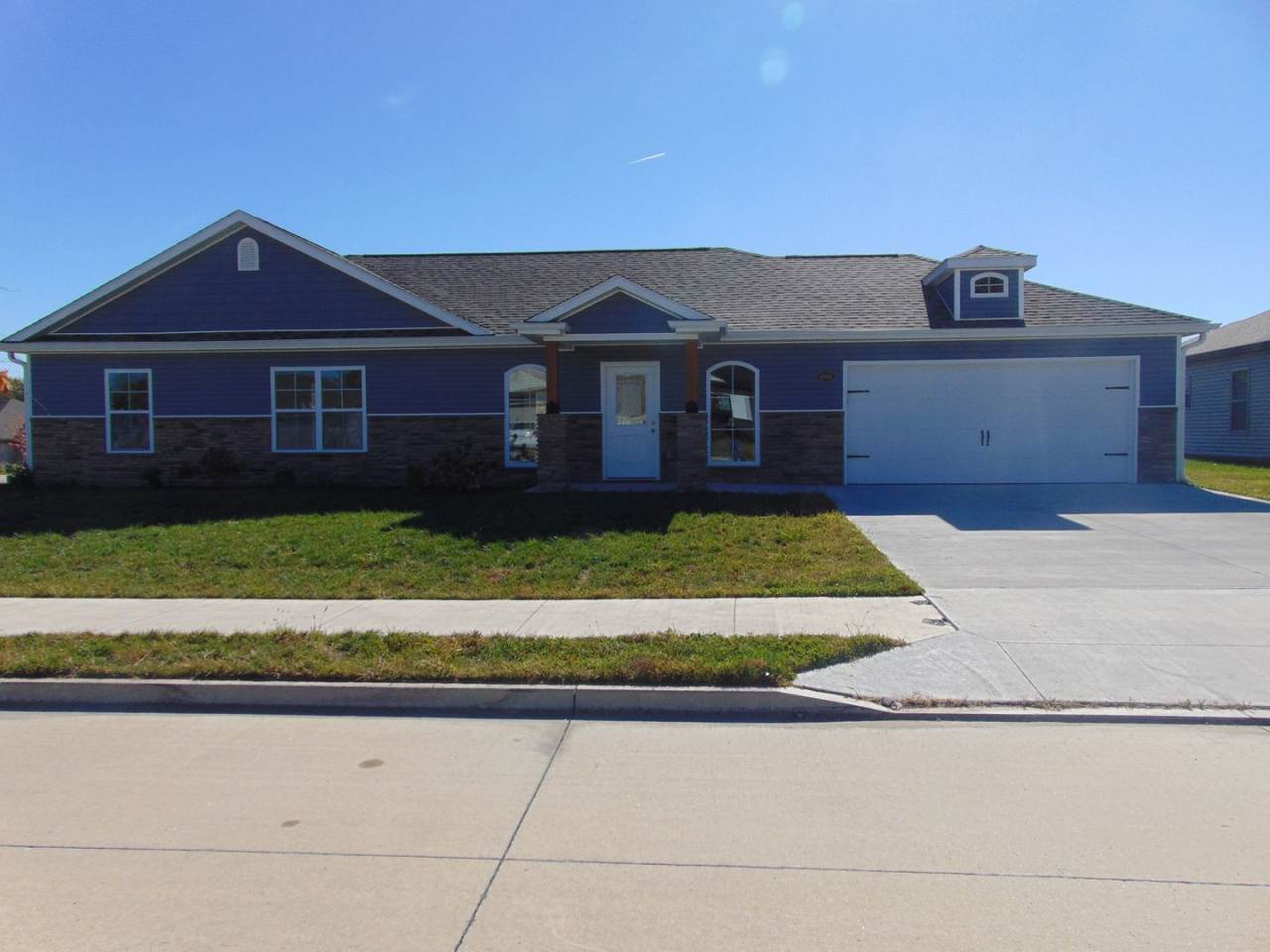 Sensational 3 Bed 2 Bath House!