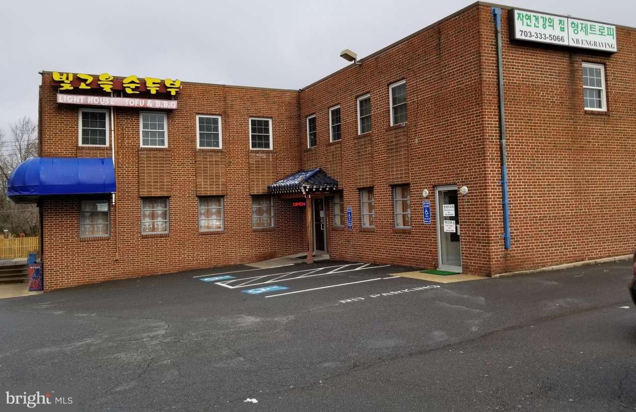 4121 CHATELAIN Road unit: 202