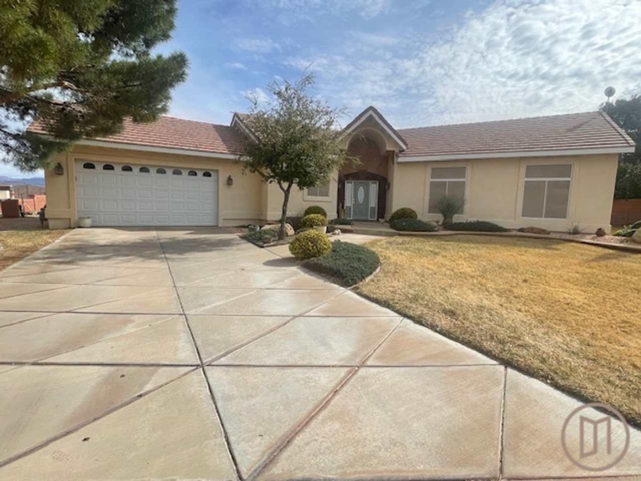 Painted Hills View Lot!