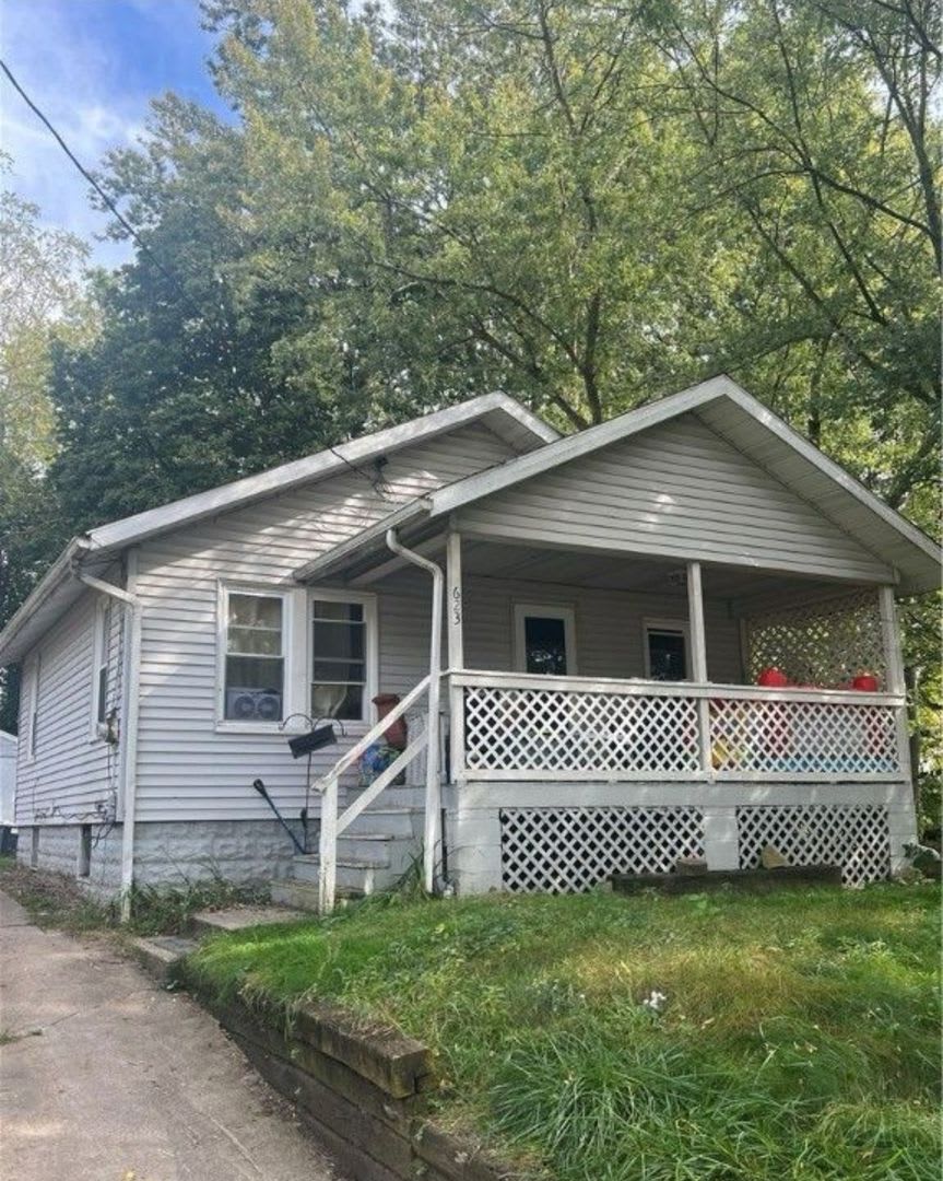 2bed 1bath house available to rent!