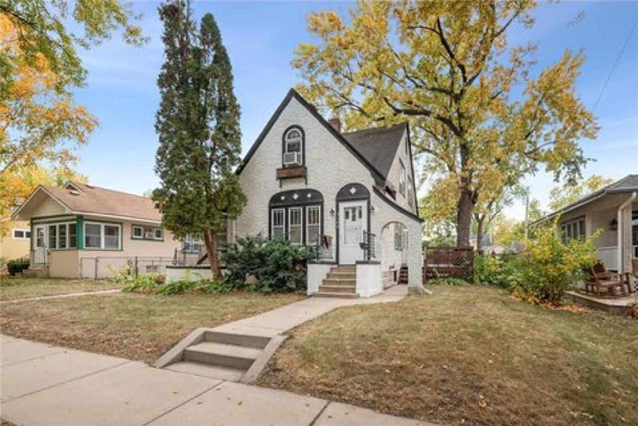 Cute 6 Bedroom- SFH- Walk to St Kates University!