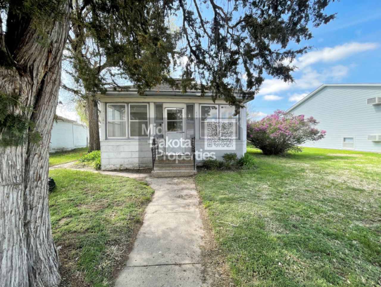 509 E 1st- 3 bedroom single story house