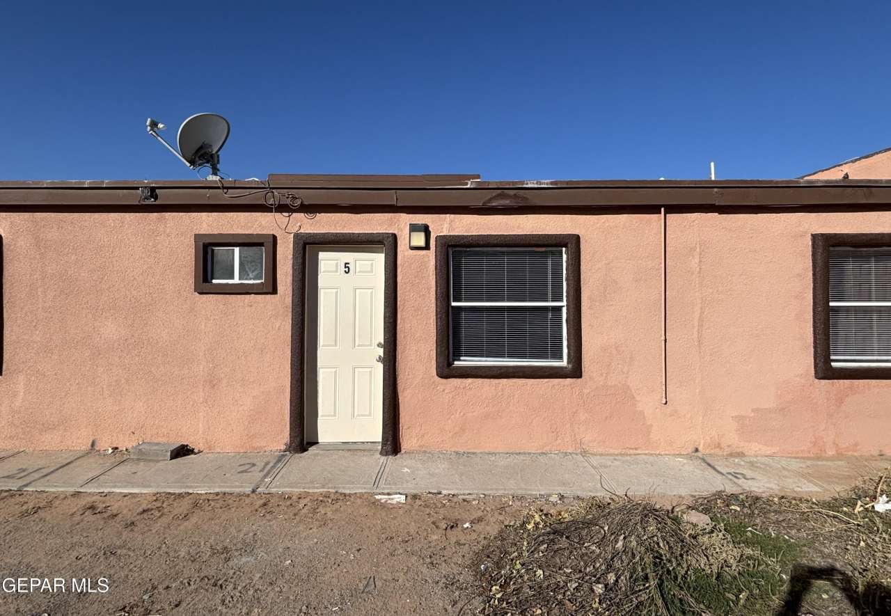 14260 MONTANA Avenue unit: 5