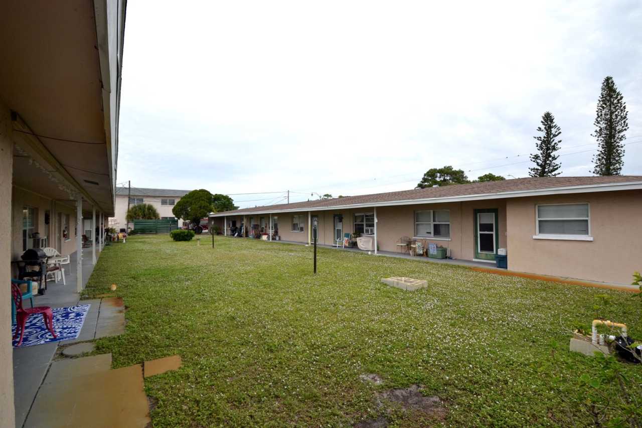 Venice Island Apartments