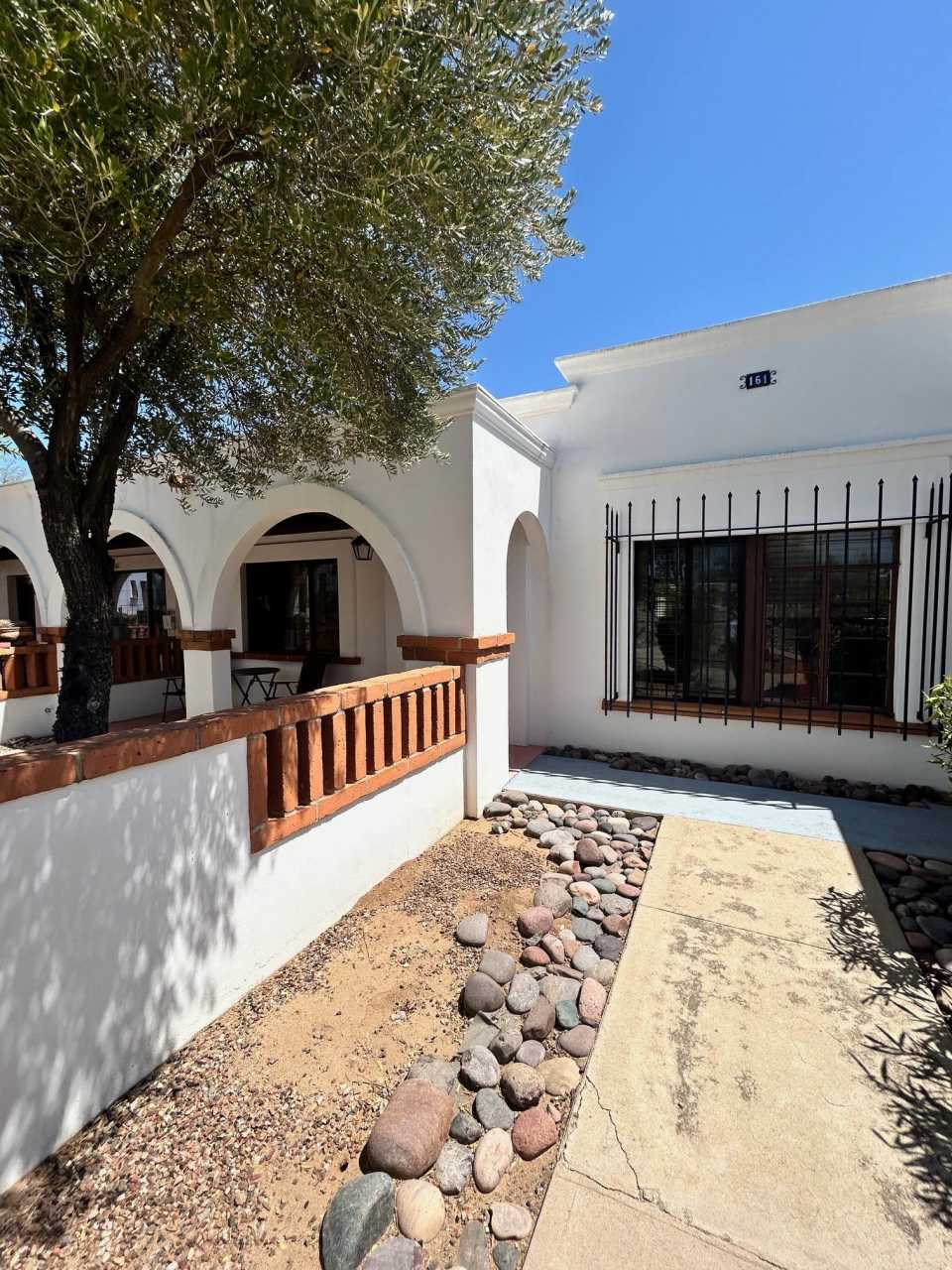 161 South Paseo Sarta - 1B