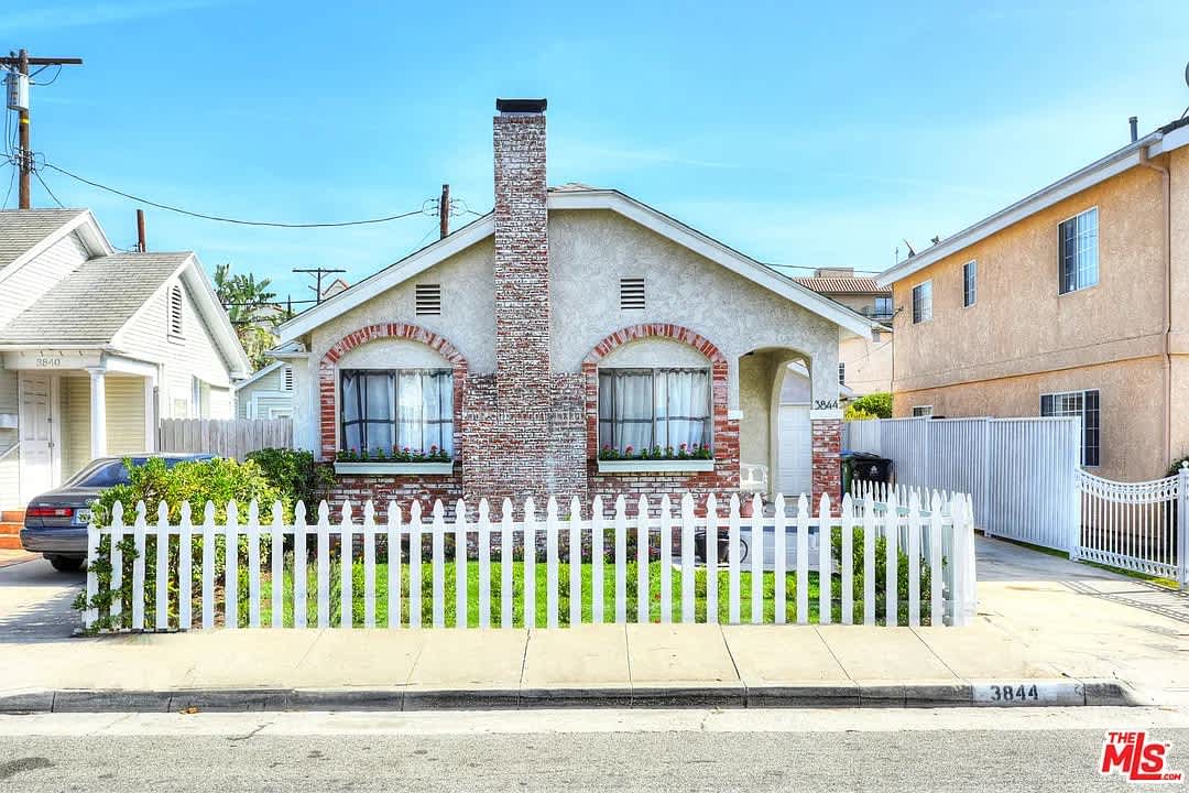 3844 Goldwyn Terrace