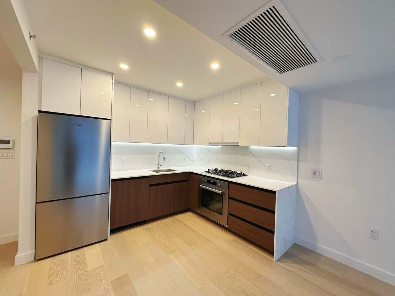 144-49 Northern Blvd