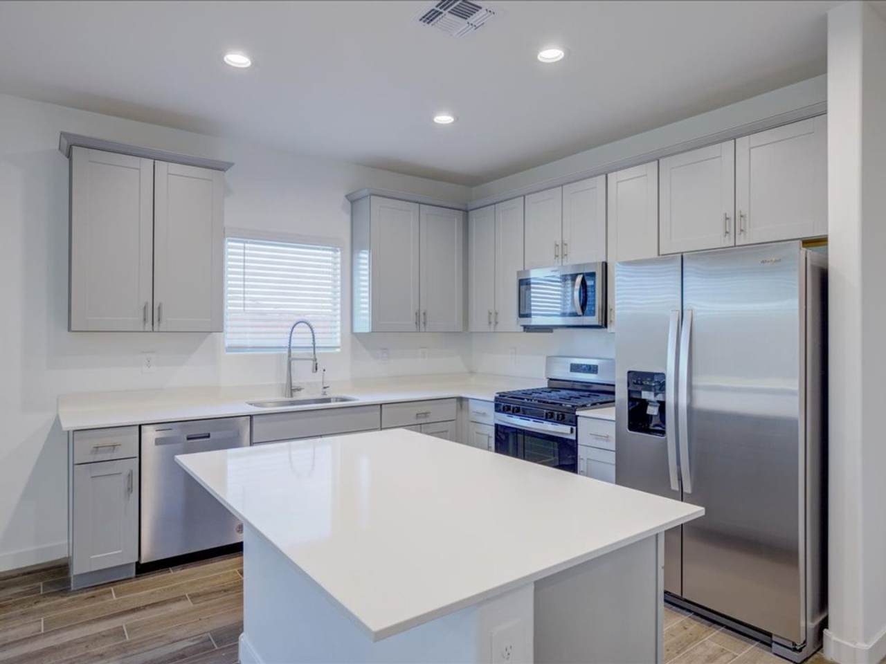 PROMO 1/2 OFF FIRST MONTHS RENT!