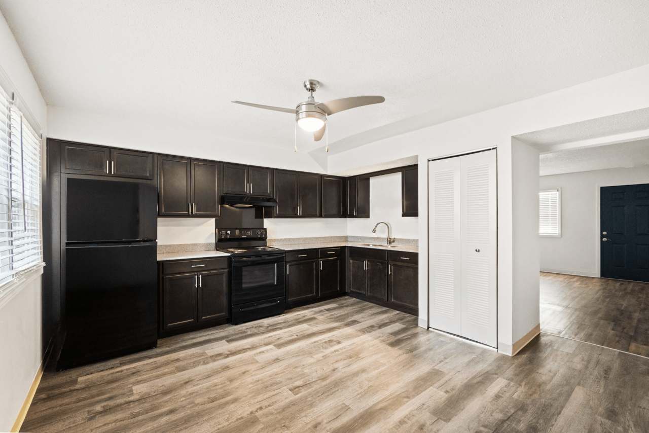 Country View Apartments