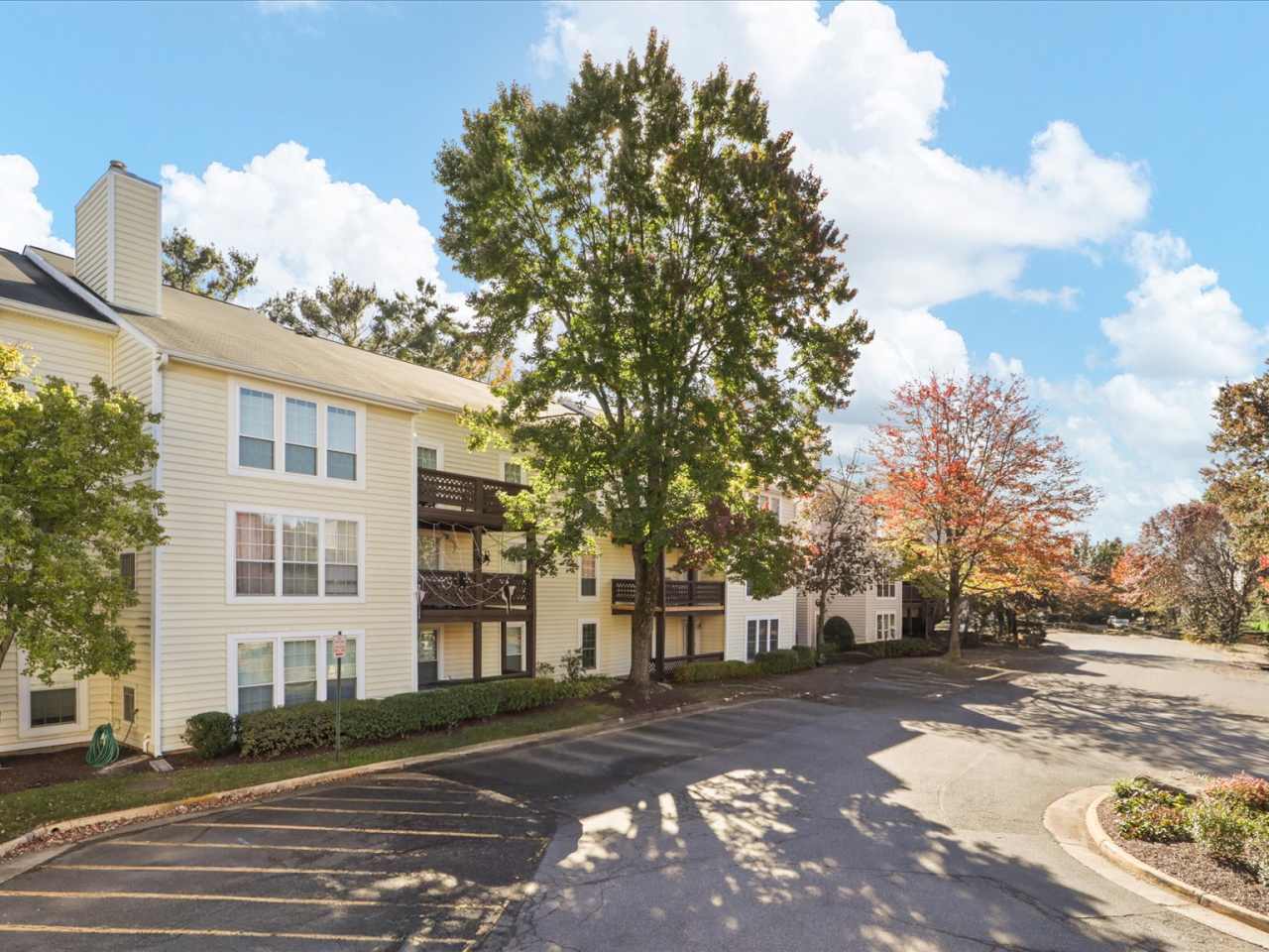 10064 Oakton Terrace Rd