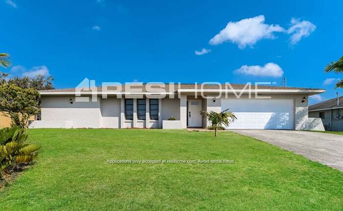 237 Southwest 35th Street