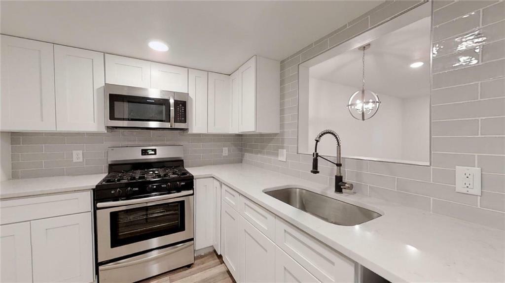 1913 Hearthstone Drive