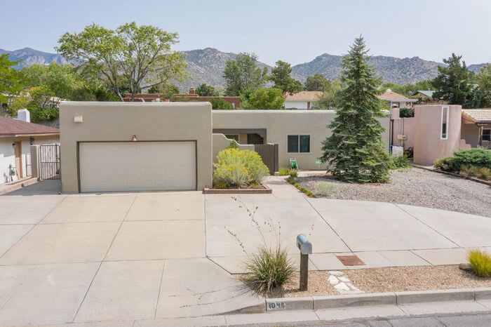 1048 Monte Largo Drive Northeast