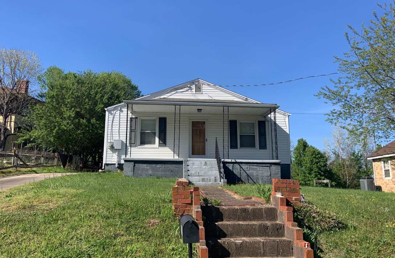 Adorable 2 Bedroom in Eden