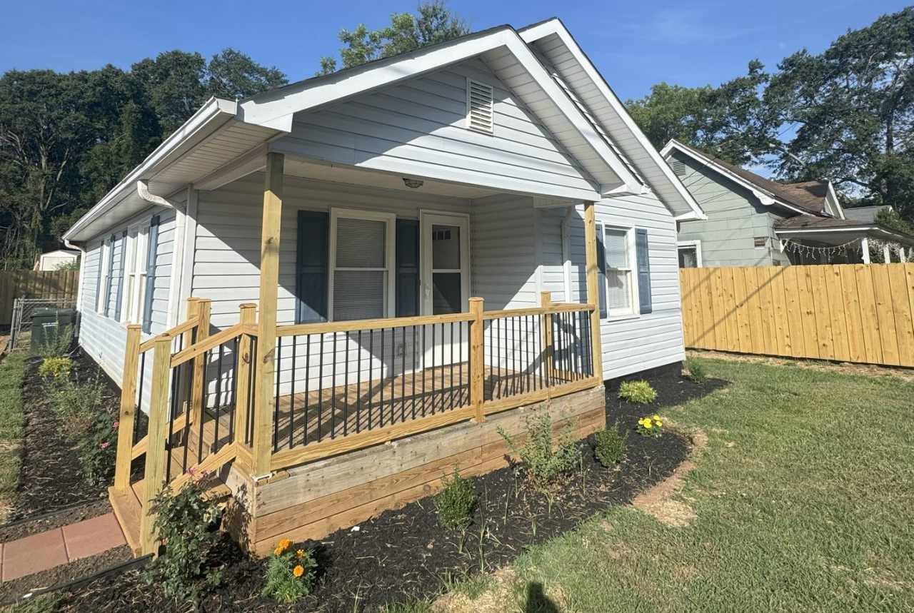 START THE NEW YEAR IN YOUR NEW HOME!