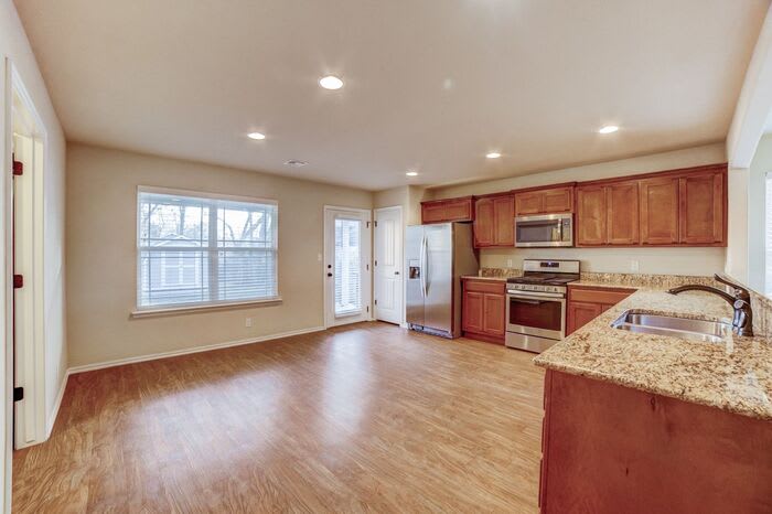 2612 East 7th Street