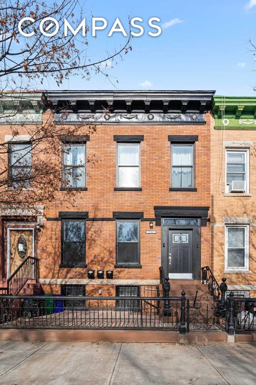 1143 Saint Marks Avenue