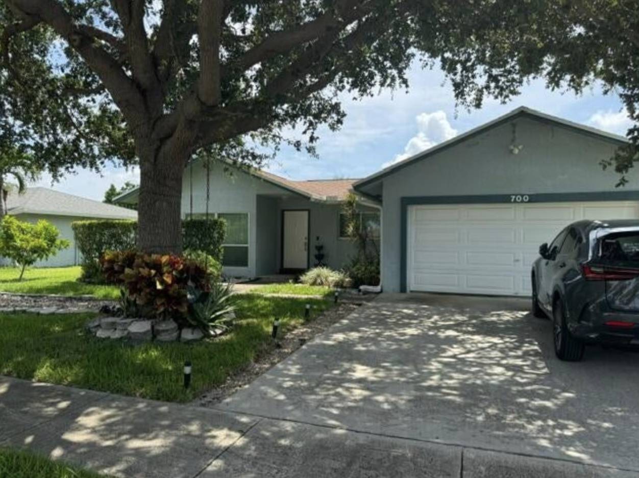 700 Northwest 48th Avenue