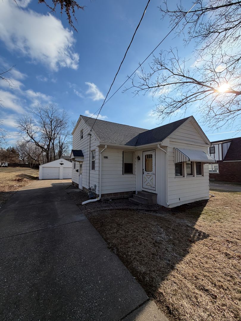 3 Bedroom House - Rock Island