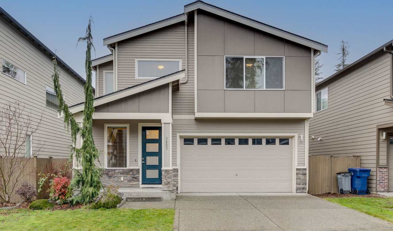 Beautiful Bothell Home Close to North Creek High!