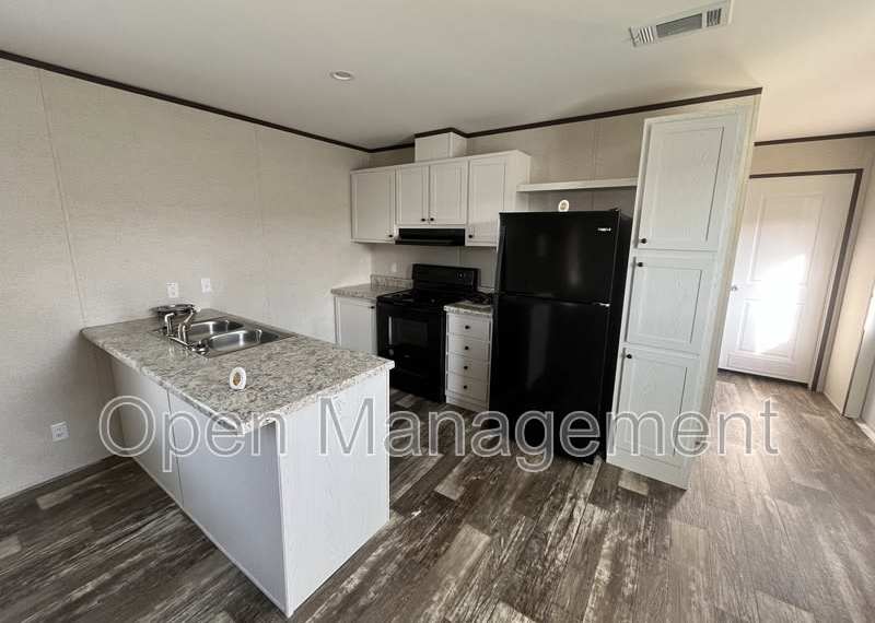 17481 Orange Grove Rd