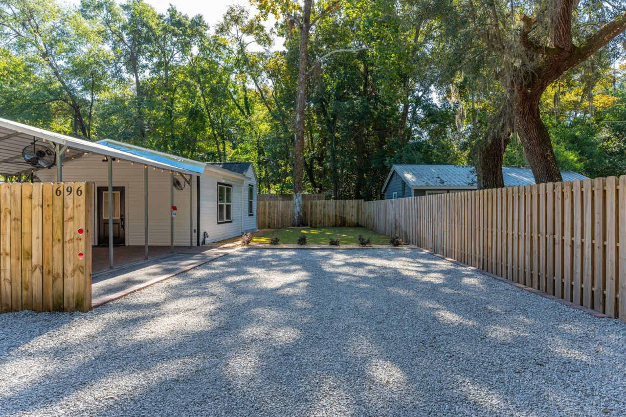 Peaceful Retreat! Just minutes from Niceville!