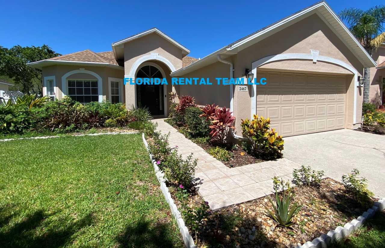 4/3 Kissimmee Home with Guest-Suite