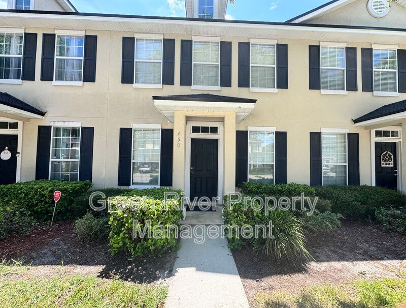 450 Sherwood Oaks Drive