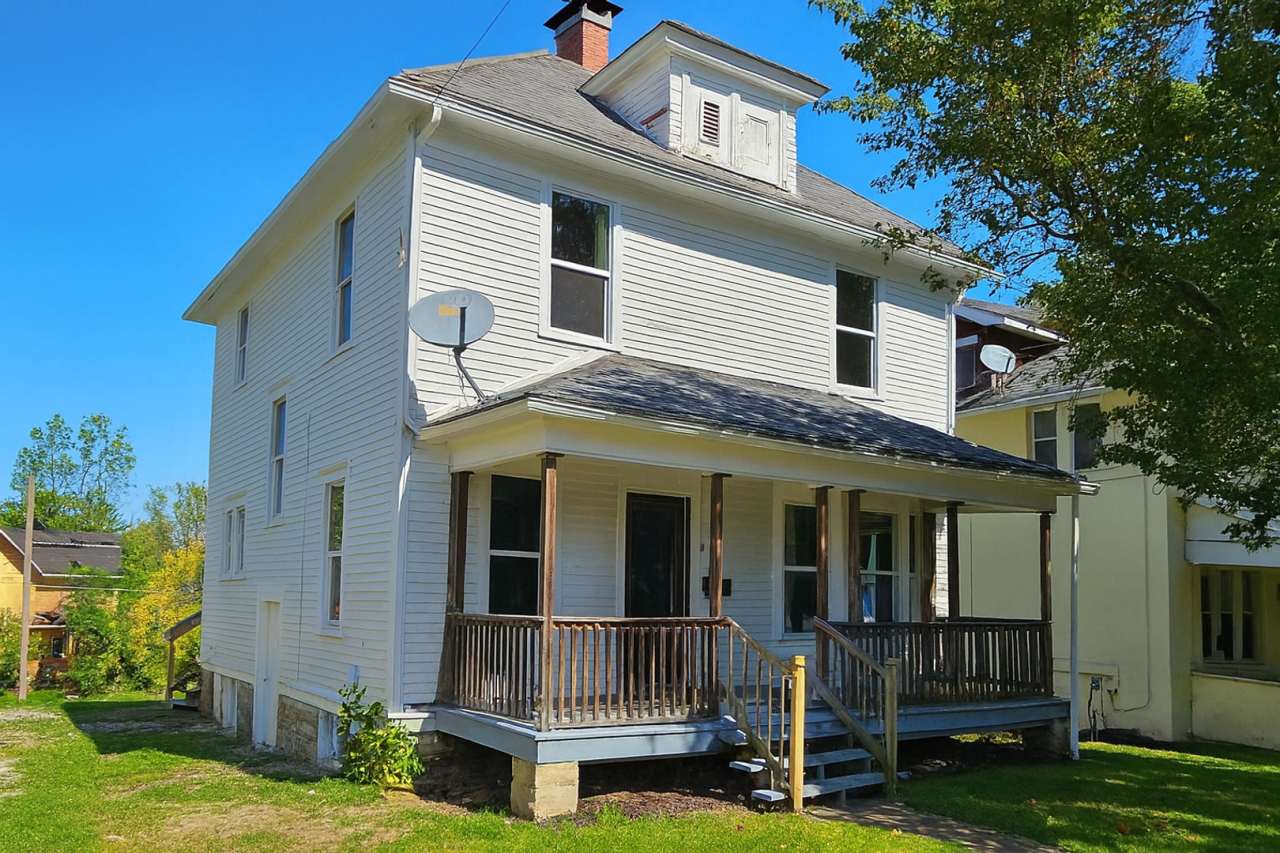 3 bedroom 1 bath single family home in Mansfield Ohio