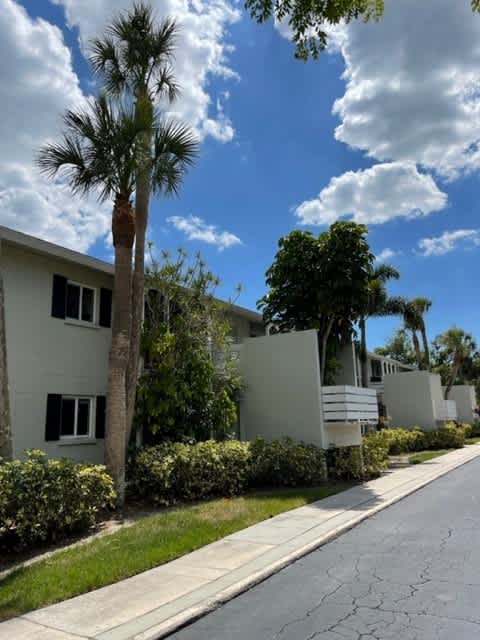 2304 Ringling Blvd #214
