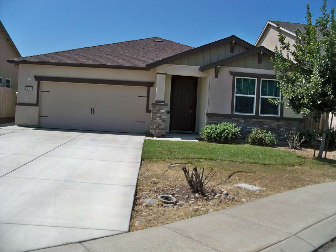 Newer Single Story In East Modesto