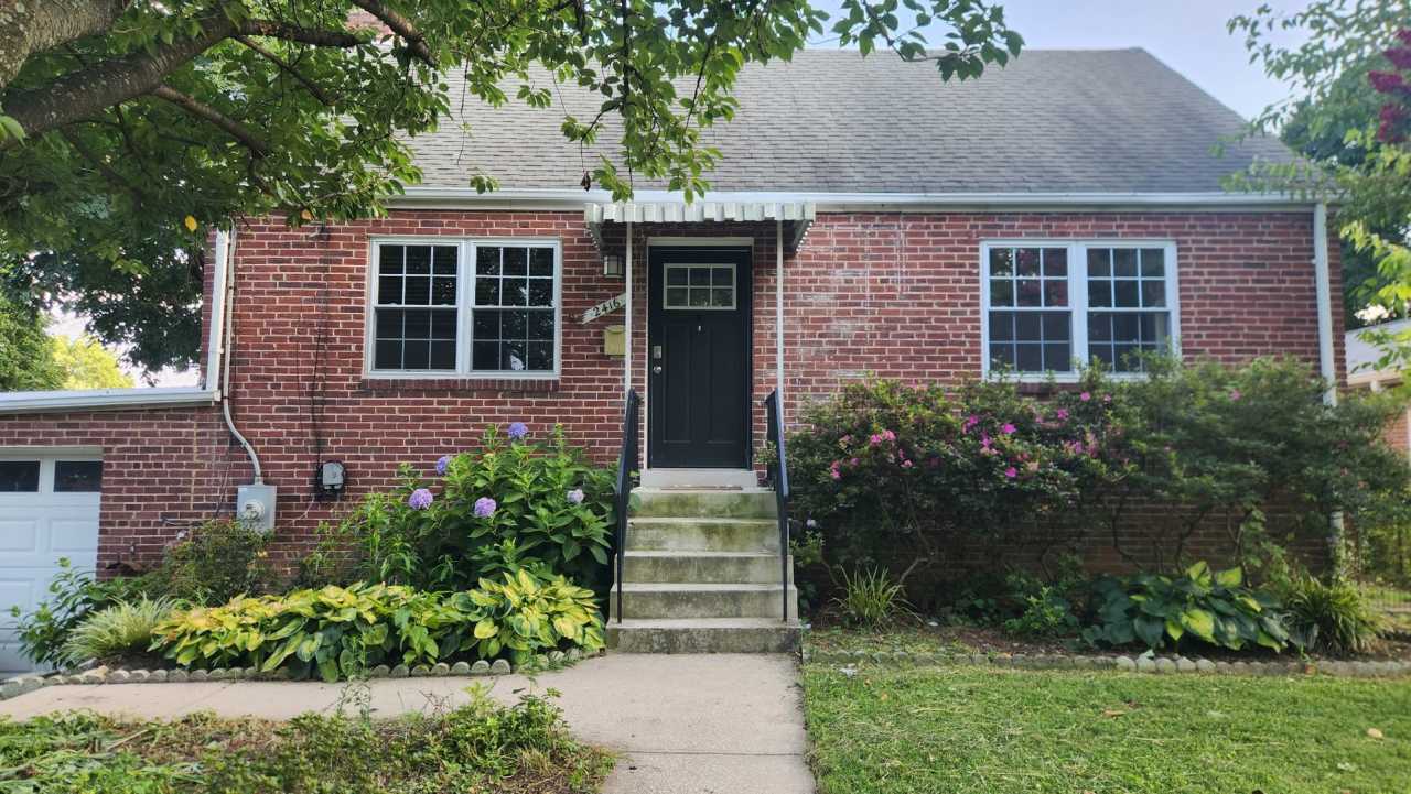 Lovely 4BR/3BA single family home with attached garage located in Montgomery County.