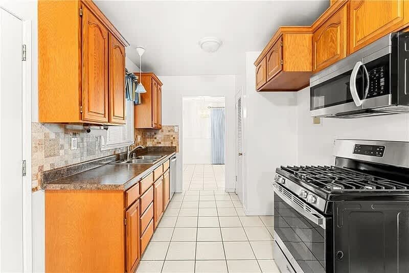 116 E Campus View Dr