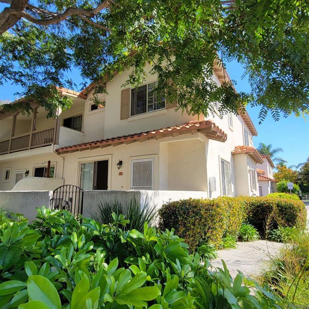 Available end of January 2026 - Private end unit townhome!