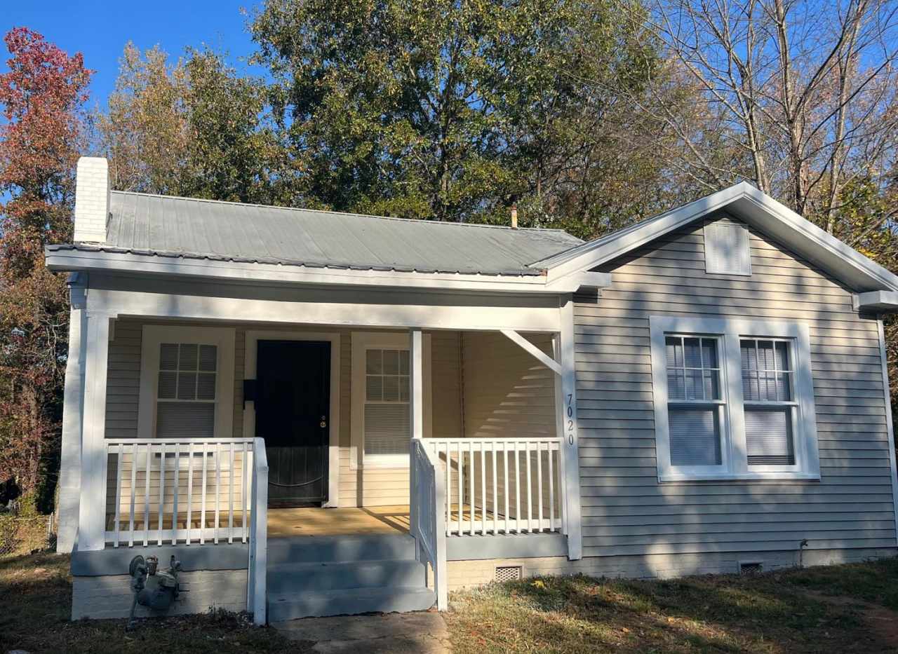 LIMITED TIME MOVE IN SPECIAL!! FIRST MONTH FREE! AVAILABLE FOR MOVE IN NOW!