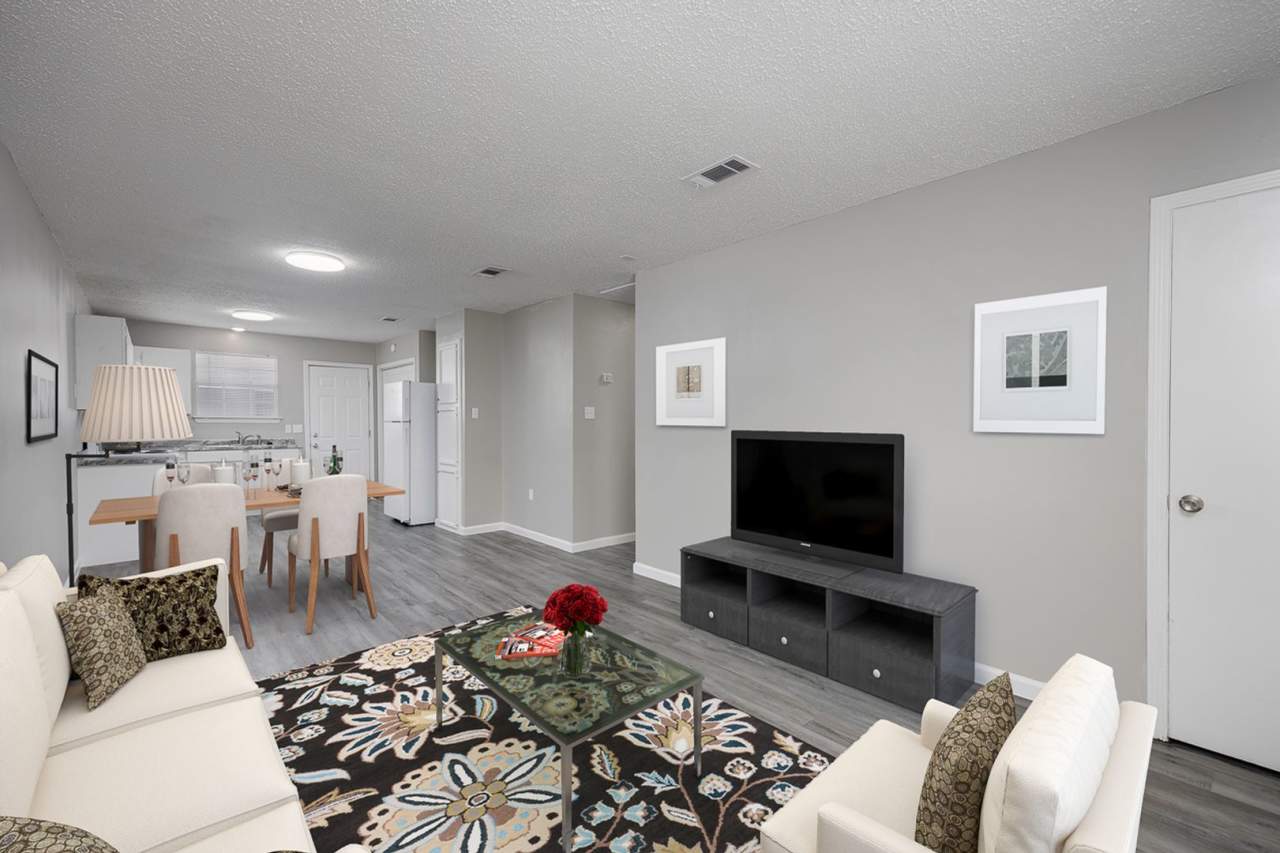 2BR Units in Gonzales $950