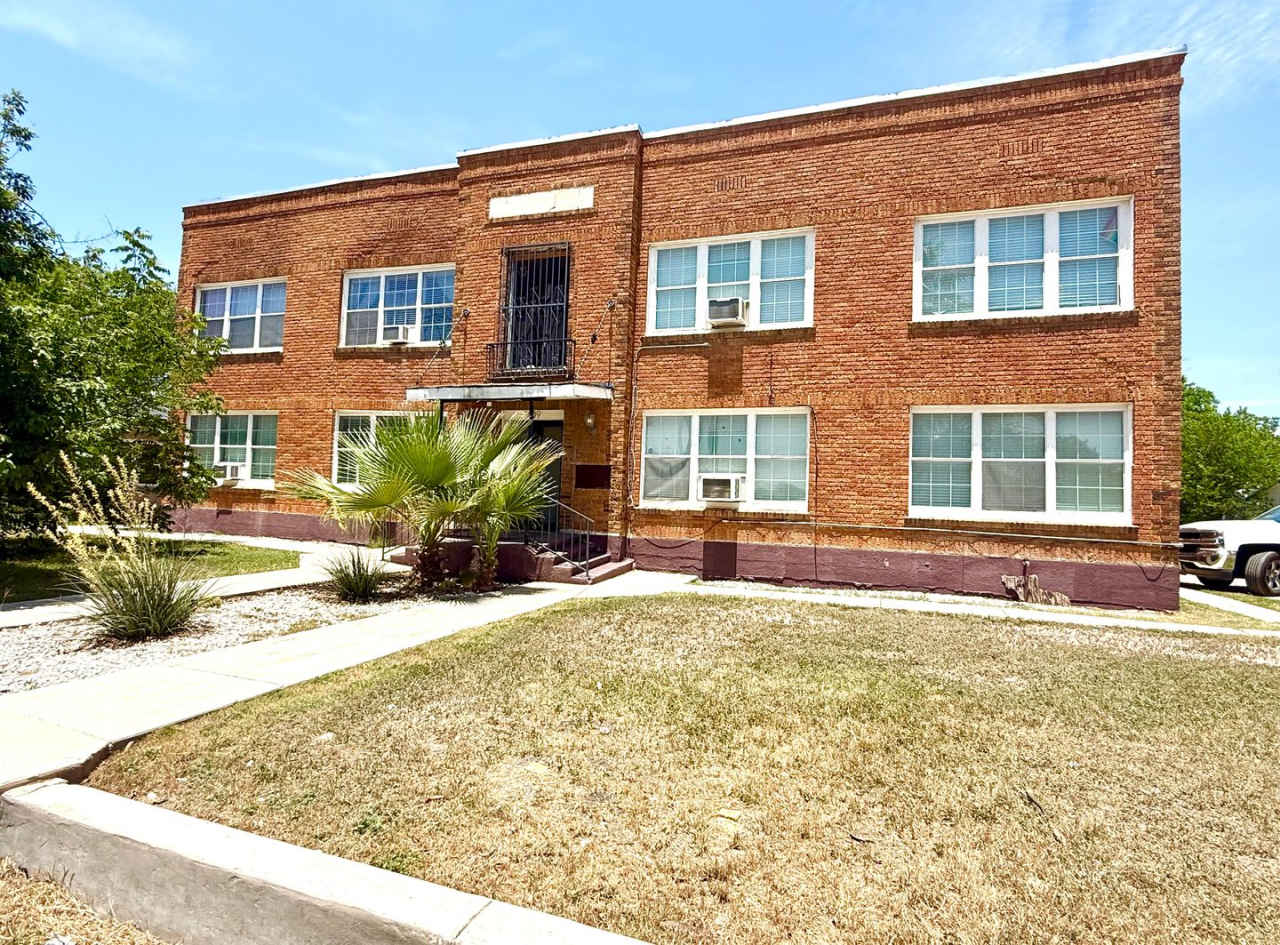 1409 West Woodlawn Avenue