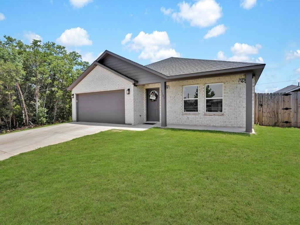 2721 Beechwood Street