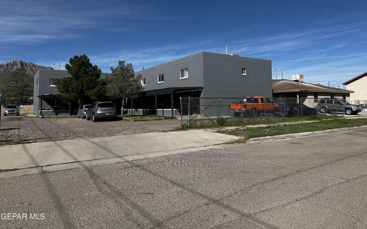 4703 Moonlight Avenue unit: 6