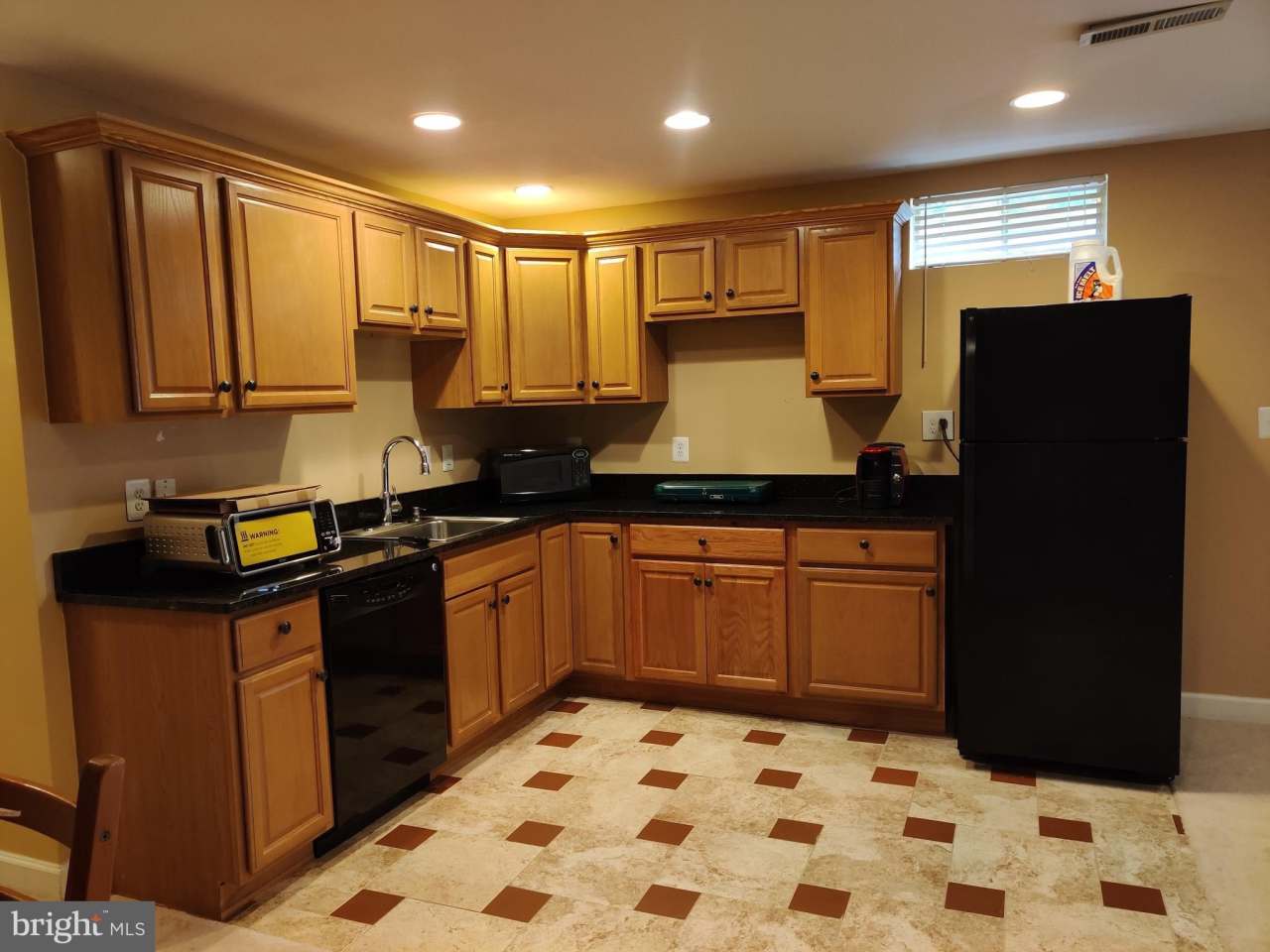 8400 HESSIAN HILL Court