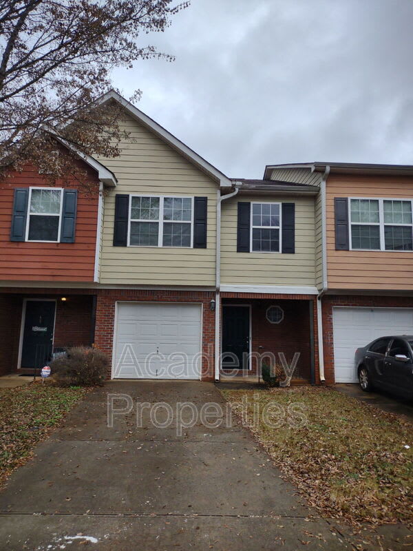 735 Magnolia Garden Walk