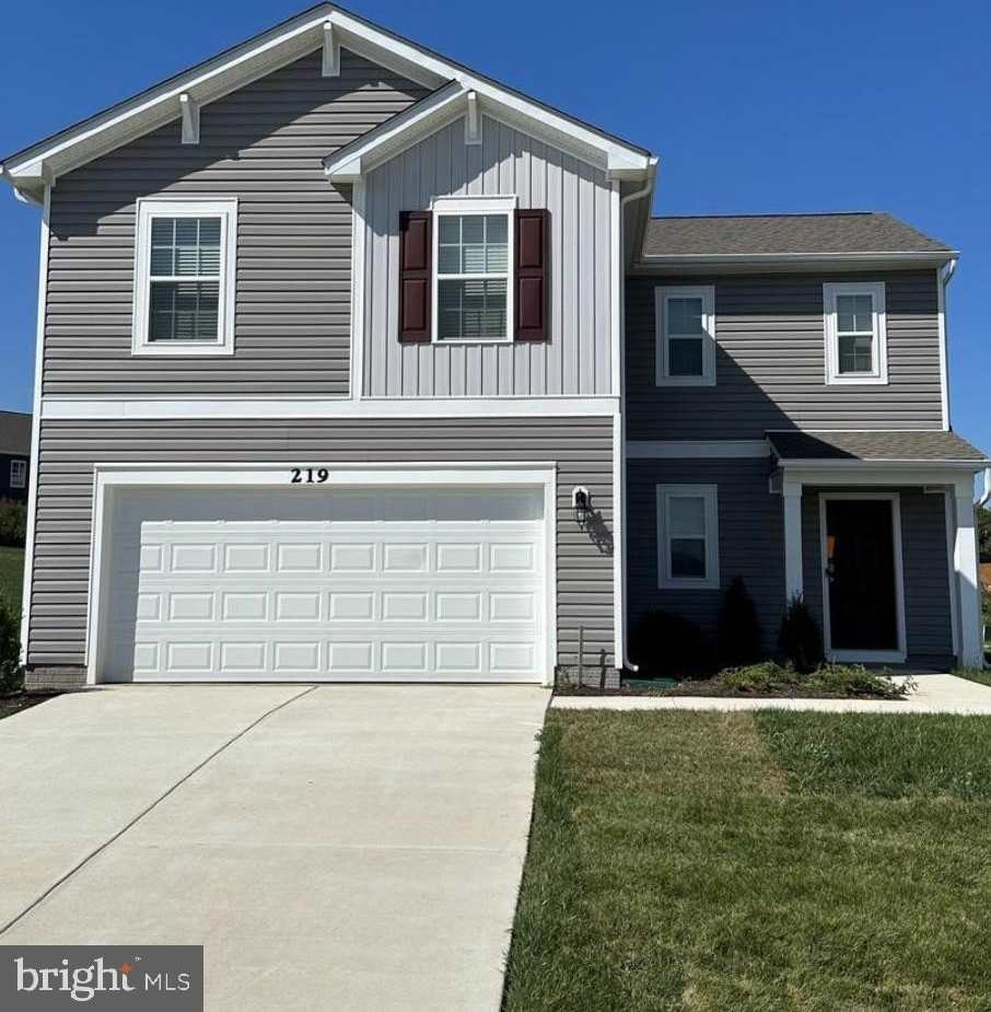 219 CENTERGATE Drive