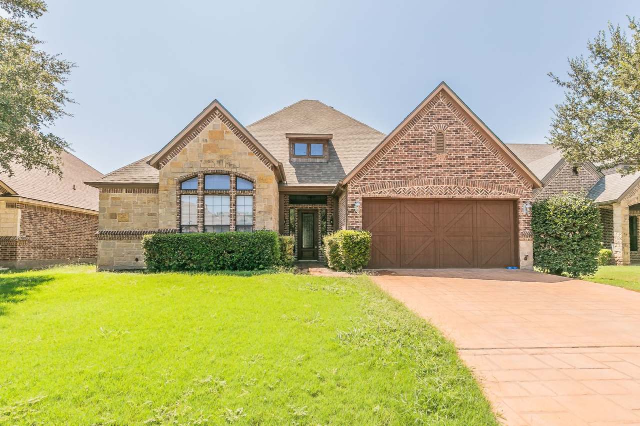 Coming Soon! 3 Bedroom Home in Aledo