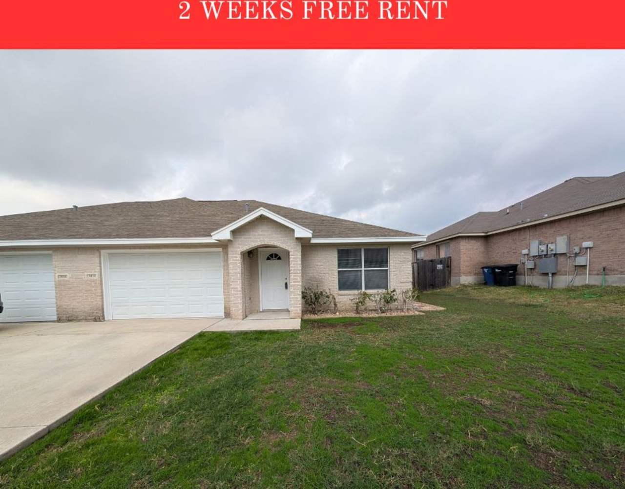 Large 3/2/2 Duplex with Easy Access to IH 35 for Commuters / Stained Concrete Floors  Carpet in Bedrooms / Fenced in Yard / CISD *2 weeks free rent off the first full month*